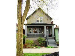 Photo 1: 2164 E 4TH Avenue in Vancouver: Grandview VE House for sale in "COMMERCIAL DRIVE" (Vancouver East)  : MLS®# V823304