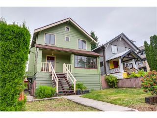 Photo 1: 637 E 24TH Avenue in Vancouver: Fraser VE House for sale in "FRASER" (Vancouver East)  : MLS®# V1072465