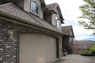 Photo 2: 36282 SANDRINGHAM Drive in Abbotsford: Abbotsford East House for sale in "CARRTINGTON ESTATES" : MLS®# F1016618