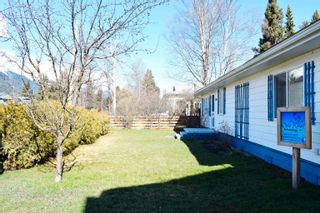 Photo 3: 4054 2ND Avenue in Smithers: Smithers - Town House for sale (Smithers And Area (Zone 54))  : MLS®# R2682525