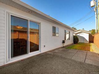 Photo 17: 10 7570 Tetayut Rd in Central Saanich: CS Hawthorne Manufactured Home for sale : MLS®# 921038