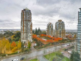 Photo 10: 1403 6837 STATION HILL Drive in Burnaby: South Slope Condo for sale in "CLARIDGES" (Burnaby South)  : MLS®# R2221887
