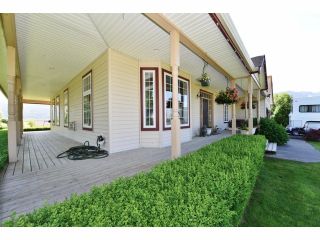 Photo 3: 2782 INTERPROVINCIAL Highway in Abbotsford: Sumas Prairie House for sale : MLS®# F1413878
