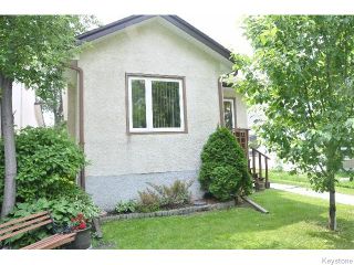 Photo 2: 486 Riverton Avenue in WINNIPEG: East Kildonan Residential for sale (North East Winnipeg)  : MLS®# 1518051