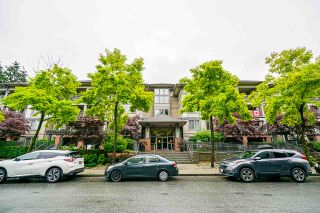 Photo 1: 207 2468 ATKINS Avenue in Port Coquitlam: Central Pt Coquitlam Condo for sale in "BORDEAUX" : MLS®# R2448658