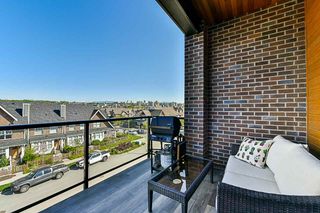 Photo 11: 304 260 SALTER Street in New Westminster: Queensborough Condo for sale in "Portage" : MLS®# R2265061