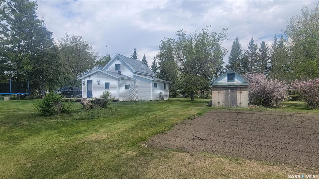 Main Photo: 130 99th Street in Delmas: Residential for sale : MLS®# SK896606