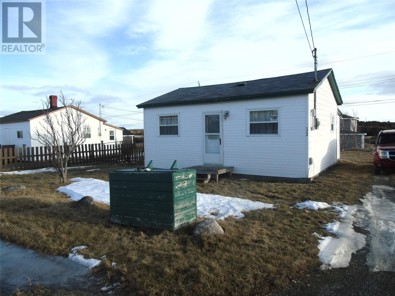 Main Photo: 21 Fourth Street in Bell Island: House for sale : MLS®# 1266960