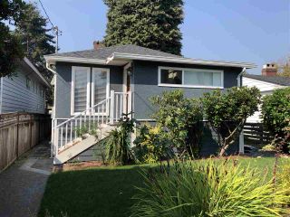 Photo 2: 1763 MACGOWAN Avenue in North Vancouver: Pemberton NV House for sale in "Pemberton" : MLS®# R2504884