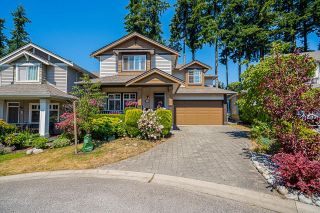 Photo 1: 14843 33A Avenue in Surrey: King George Corridor House for sale in "Maple Wynd" (South Surrey White Rock)  : MLS®# R2740612