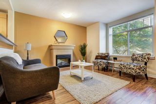 Photo 2: 61 7488 SOUTHWYNDE Avenue in Burnaby: South Slope Townhouse for sale in "Ledgestone 1" (Burnaby South)  : MLS®# R2384414
