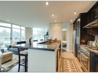 Photo 2: 405 14824 N BLUFF Road: White Rock Condo for sale in "BELAIRE" (South Surrey White Rock)  : MLS®# F1228848