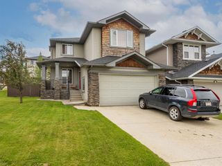 Photo 1: 45 Crestbrook Hill SW in Calgary: Crestmont Detached for sale : MLS®# A1141803