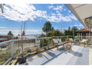 Photo 1: 13259 14 Avenue in Surrey: Crescent Bch Ocean Pk. House for sale in "Ocean Park" (South Surrey White Rock)  : MLS®# R2661366