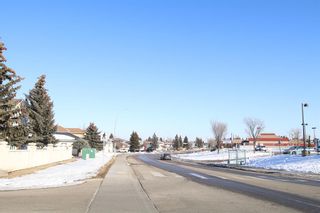 Photo 38: 51 388 Sandarac Drive NW in Calgary: Sandstone Valley Row/Townhouse for sale : MLS®# A2034090