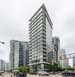 Photo 39: 723 68 SMITHE Street in Vancouver: Downtown VW Condo for sale in "ONE PACIFIC" (Vancouver West)  : MLS®# R2840290