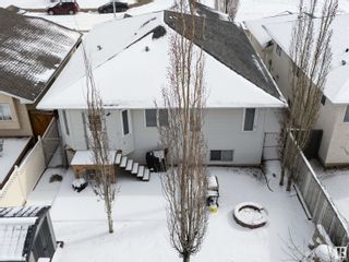 Photo 3: 15716 133 Street in Edmonton: Zone 27 House for sale : MLS®# E4378336