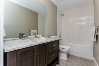 Photo 6: 404A 2180 KELLY Avenue in Port Coquitlam: Central Pt Coquitlam Condo for sale in "Montrose Square" : MLS®# R2622193