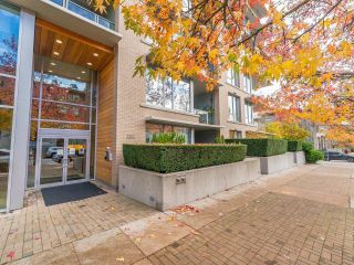 Photo 2: 507 3382 WESBROOK Mall in Vancouver: University VW Condo for sale (Vancouver West)  : MLS®# R2629983