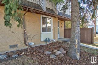 Photo 3: H1 1 GARDEN Grove in Edmonton: Zone 16 Townhouse for sale : MLS®# E4385382