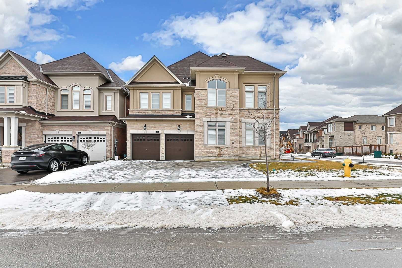Main Photo: 41 Prunella Crescent in East Gwillimbury: Holland Landing House (2-Storey) for lease : MLS®# N5963427