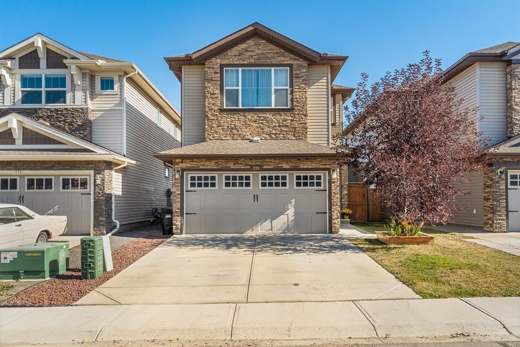 Main Photo: 220 Nolanfield Way NW in Calgary: Nolan Hill Detached for sale : MLS®# A2004205