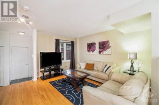 Photo 4: 67 SCOUT STREET in Ottawa: House for sale : MLS®# 1343498