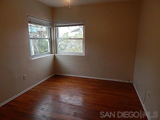 Photo 10: PACIFIC BEACH Property for sale: 821-25 Deal Ct in San Diego