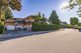 Photo 3: 7805 GRAHAM Avenue in Burnaby: East Burnaby House for sale (Burnaby East)  : MLS®# R2740683