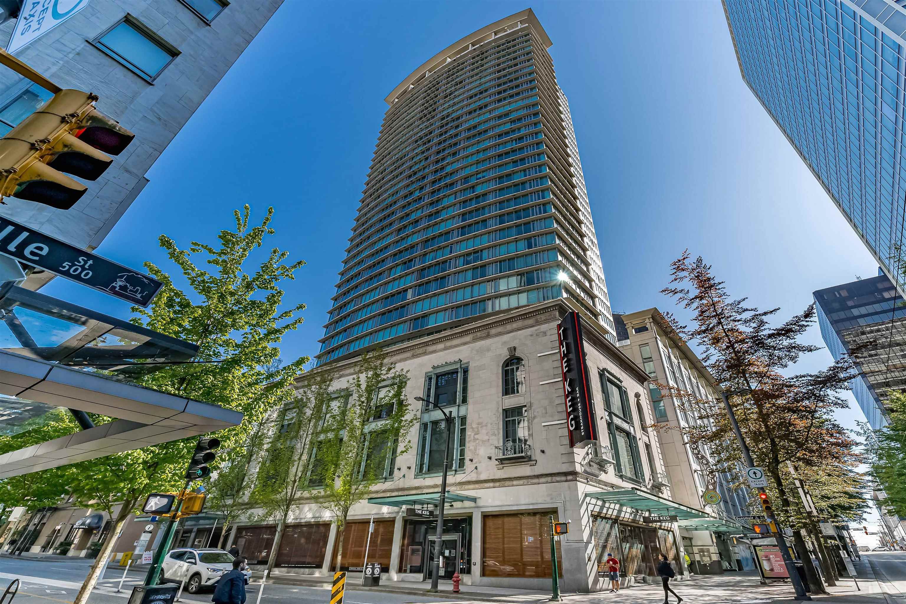 Main Photo: 2105 610 GRANVILLE Street in Vancouver: Downtown VW Condo for sale (Vancouver West)  : MLS®# R2619207