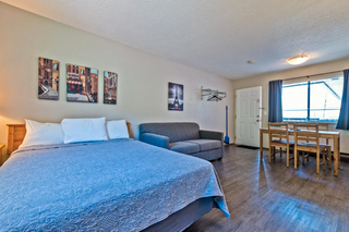 Photo 11: Motel for sale Southern BC, 22 rooms, swimming pool: Business with Property for sale