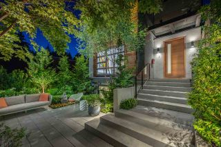 Photo 1: 4067 W 33RD Avenue in Vancouver: Dunbar House for sale (Vancouver West)  : MLS®# R2460530