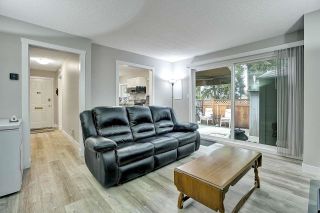 Photo 5: 43 21555 DEWDNEY TRUNK Road in Maple Ridge: West Central Townhouse for sale in "Richmond Court" : MLS®# R2750833