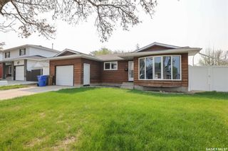 Main Photo: 91 Andre Avenue in Regina: Normanview West Residential for sale : MLS®# SK967544