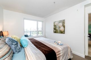 Photo 12: 308 111 E 3RD Street in North Vancouver: Lower Lonsdale Condo for sale in "The Versatile Building" : MLS®# R2263071