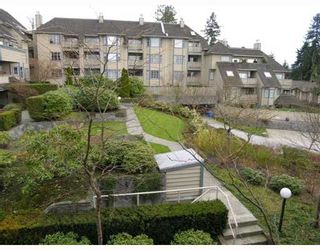 Photo 1: 407 1000 BOWRON Court in North_Vancouver: Roche Point Condo for sale in "PARKWAY TERRACE" (North Vancouver)  : MLS®# V639394