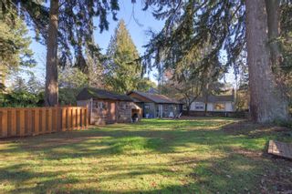 Photo 32: A 2341 Sooke Rd in Colwood: Co Hatley Park Half Duplex for sale : MLS®# 952587