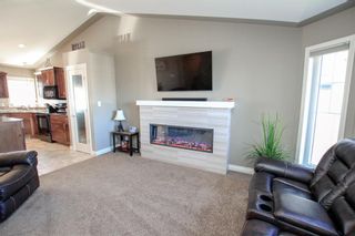 Photo 7: 76 Chinook Street: Blackfalds Detached for sale : MLS®# A1258993