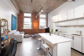 Photo 1: 205 546 BEATTY Street in Vancouver: Downtown VW Condo for sale (Vancouver West)  : MLS®# R2759117