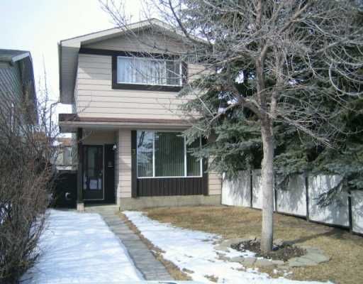 Main Photo:  in CALGARY: Beddington Residential Attached for sale (Calgary)  : MLS®# C3202899