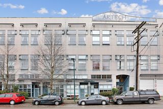 Photo 2: 219 336 E 1ST Avenue in Vancouver: Strathcona Condo for sale in "ARCTECH" (Vancouver East)  : MLS®# R2840375