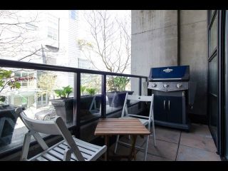 Photo 13: # 204 428 W 8TH AV in Vancouver: Mount Pleasant VW Condo for sale (Vancouver West)  : MLS®# V1116442
