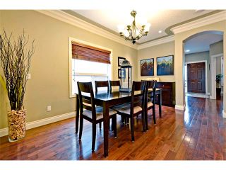Photo 11: 1607B 24 Avenue NW in Calgary: Capitol Hill House for sale : MLS®# C4011154