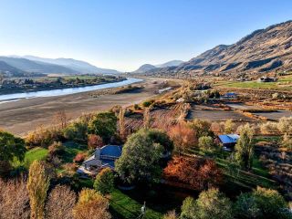 Photo 4: 3418 SHUSWAP Road in Kamloops: South Thompson Valley House for sale : MLS®# 175591