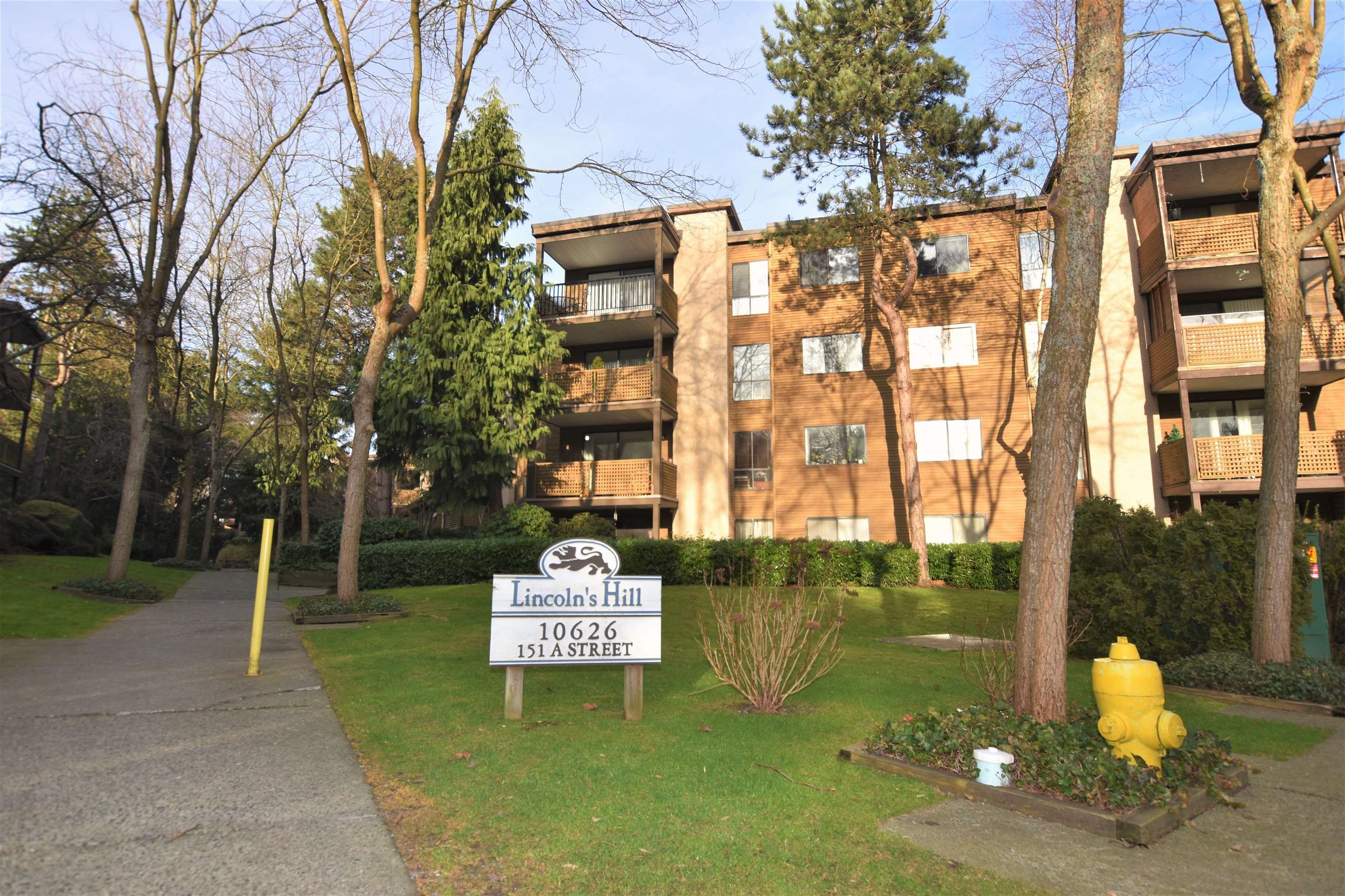 Main Photo: 207 10626 151A Street in Surrey: Guildford Condo for sale in "Lincoln's Hill" (North Surrey)  : MLS®# R2648332