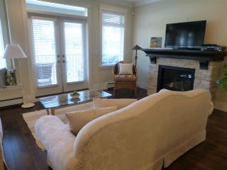 Photo 9: 15487 THRIFT Avenue: White Rock House for sale (South Surrey White Rock)  : MLS®# R2011959