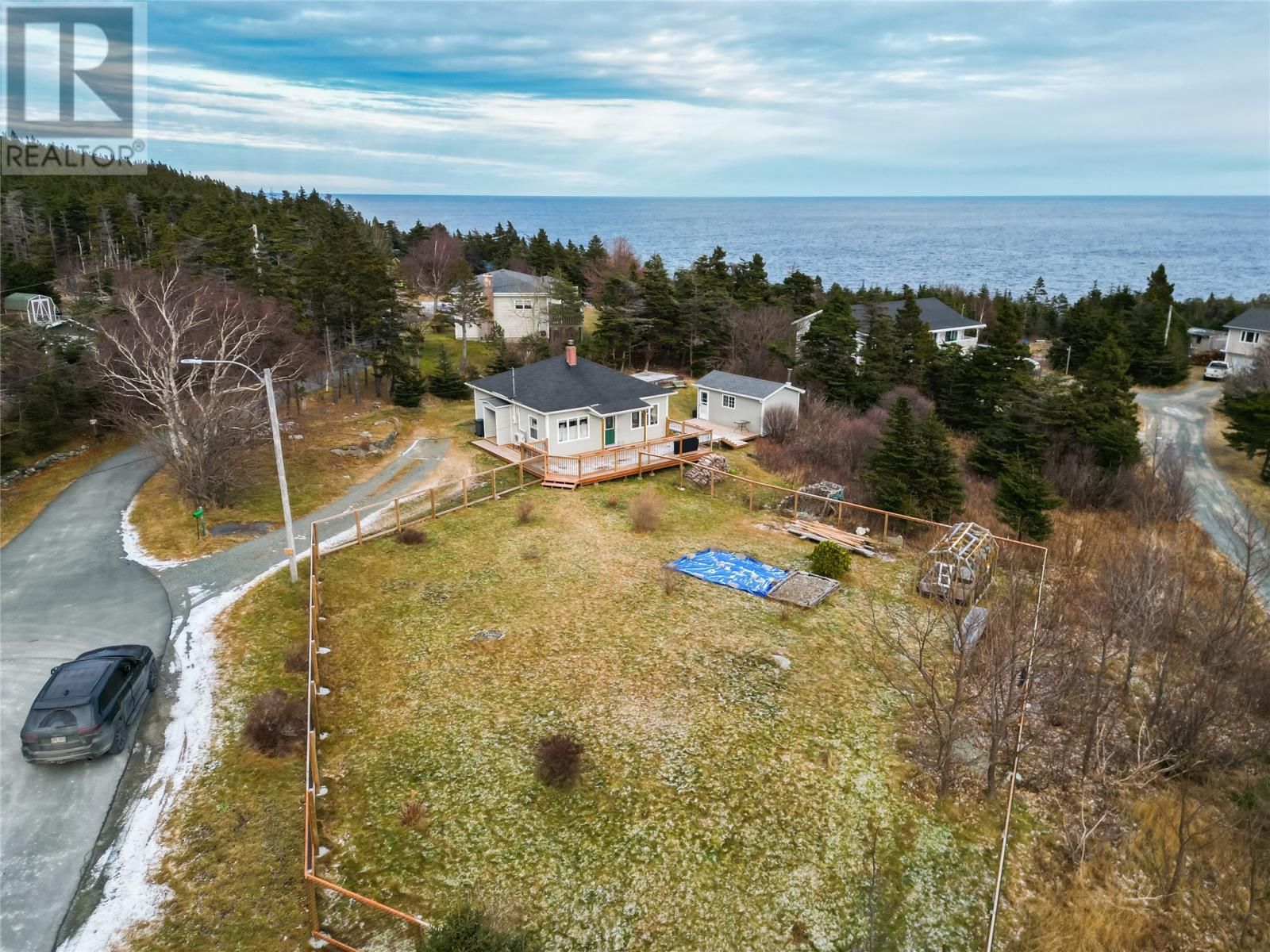 Main Photo: 6 Baldhead Road in Pouch Cove: House for sale : MLS®# 1254822