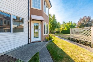 Photo 1: 25 46350 CESSNA Drive: Townhouse for sale in Chilliwack: MLS®# R2729613