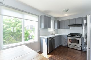 Photo 12: 14 Manhattan Crescent in Ottawa: House for sale (Central Park)  : MLS®# 1343629