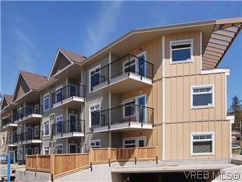 Main Photo: 118 21 Conard St in : VR Hospital Condo for sale (View Royal)  : MLS®# 569626